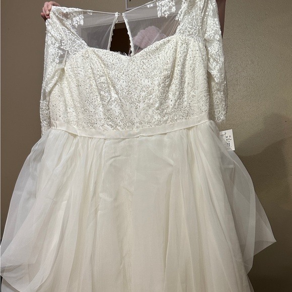 Oleg Cassini Plus Size Wedding Dress - Picture 1 of 8